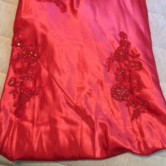 Prom Dress - Picture 3 of 5